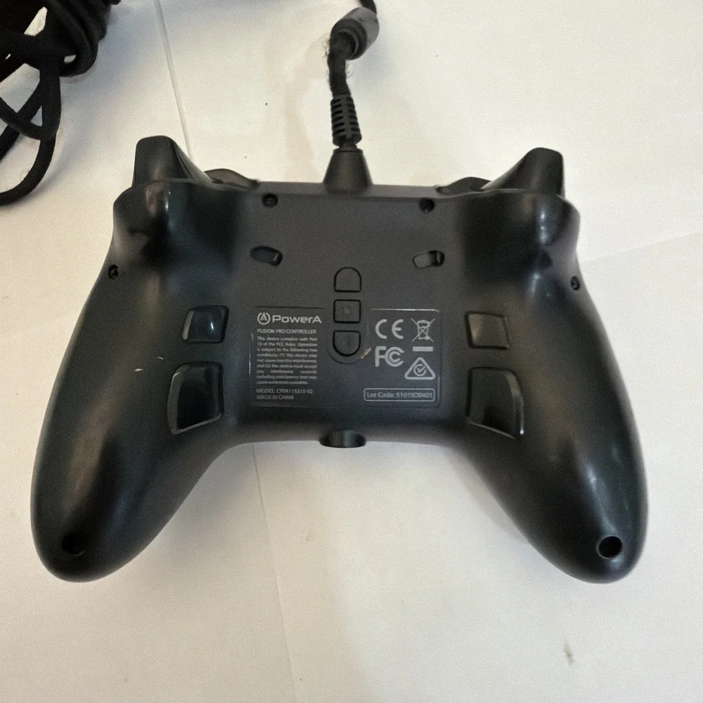 Lot (2) OG Xbox Wired Controllers Mad Catz Microcon & PowerA Fusion Pro